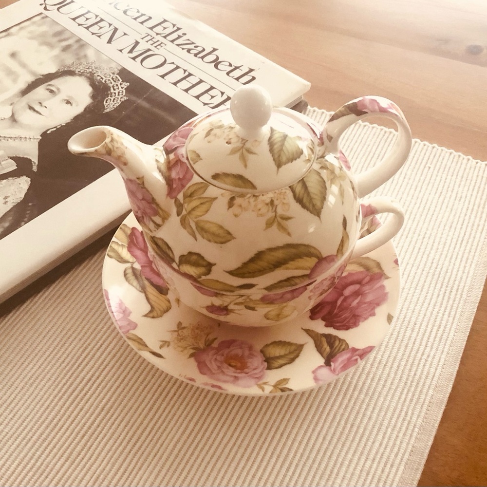 REGAL British Porcelain Tea for One Set